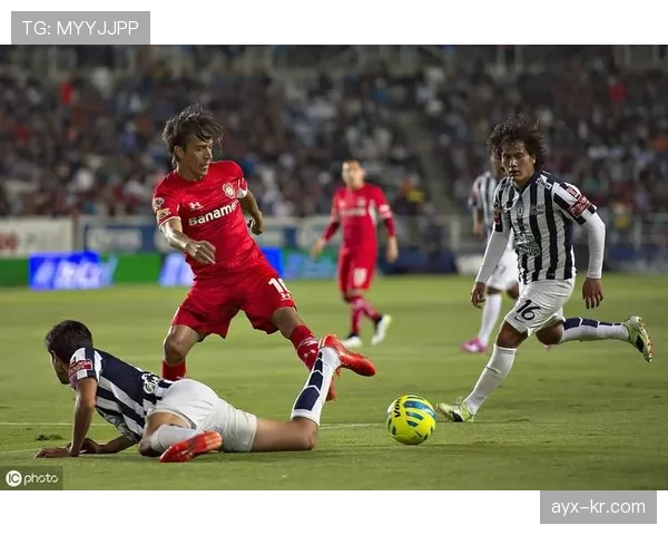 拉菲尼亚荣膺助攻王，状态回暖助球队稳步前行