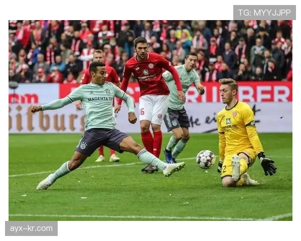 荷甲新赛季赛程揭晓：豪门强强对话引爆焦点，地方球队迎战劲旅引期待