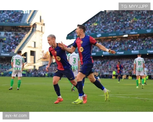 莱万多夫斯基弗里克战术核心 莱万多夫斯基弗里克战术核心